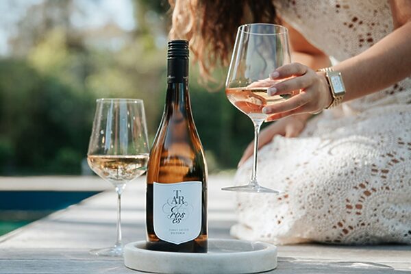 An Exclusive Wine Dinner with Tar & Roses at Bar Distrikt Melbourne